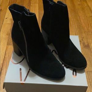 Crown Vintage black booties